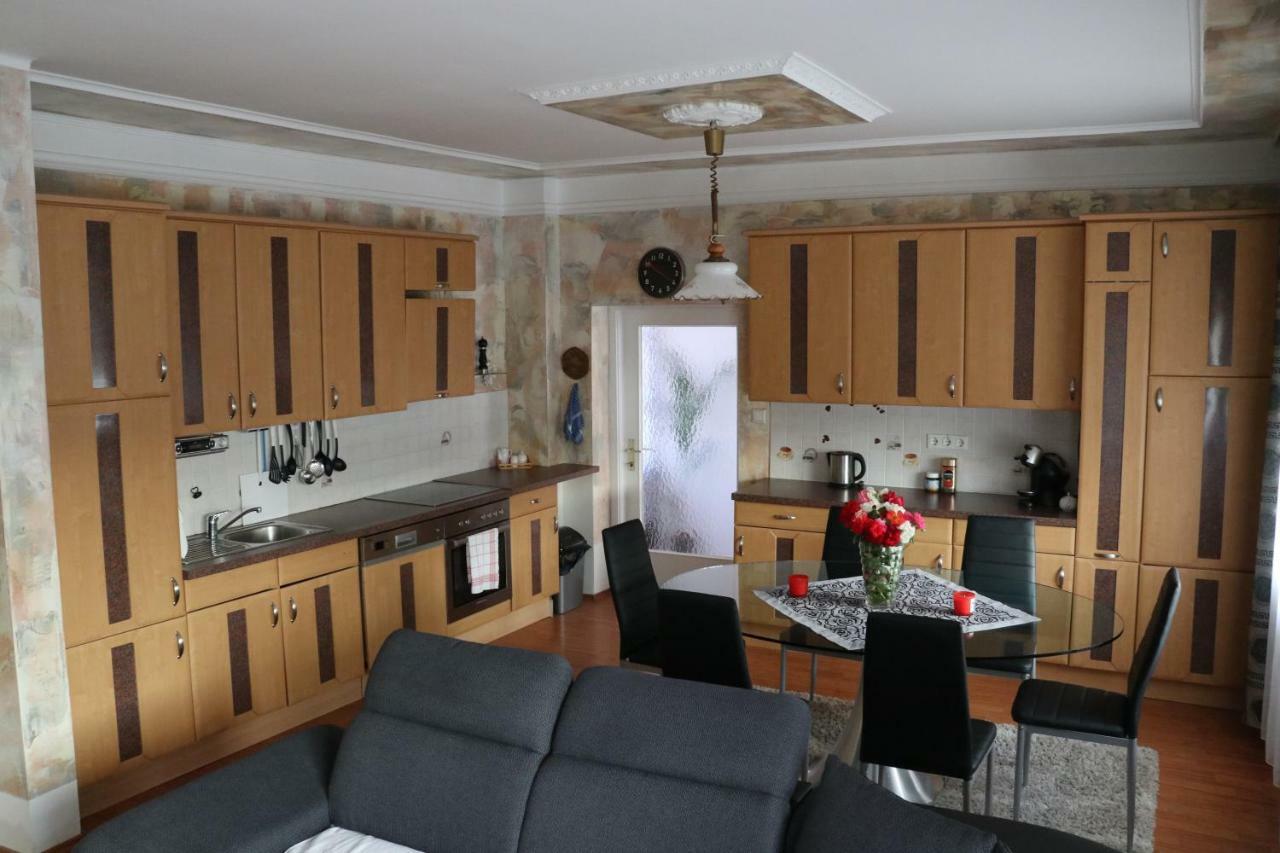 The Lakehouse Villa Neusiedl Am See Wienerstrasse 8 Luaran gambar