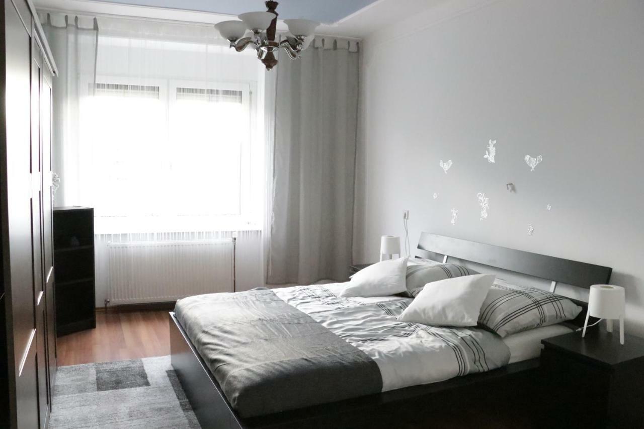 The Lakehouse Villa Neusiedl Am See Wienerstrasse 8 Luaran gambar